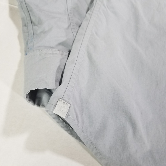 Lululemon Button Down Snap Lab Shirt Medium M Gray Collared Vented Casual Mens - Picture 6 of 9